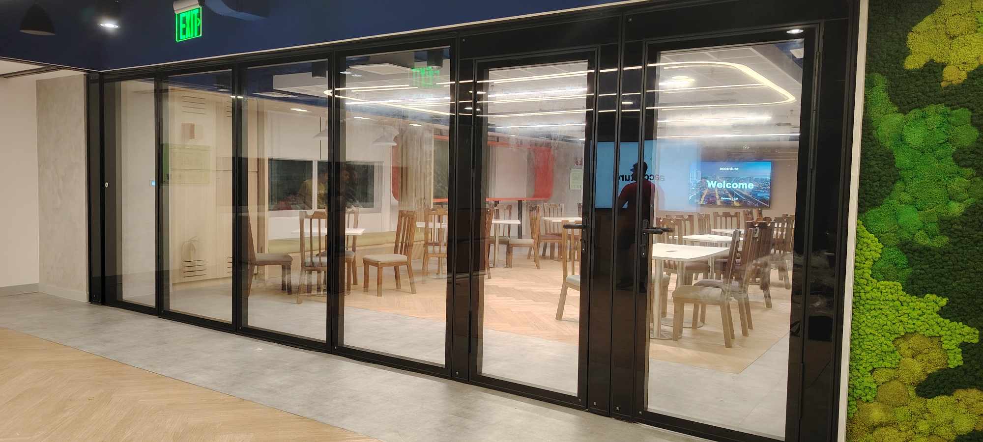 Manual Operable Glass Partitions